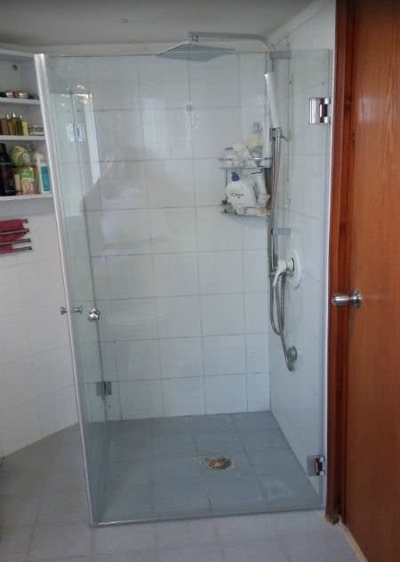 מקלחון פינתי MD