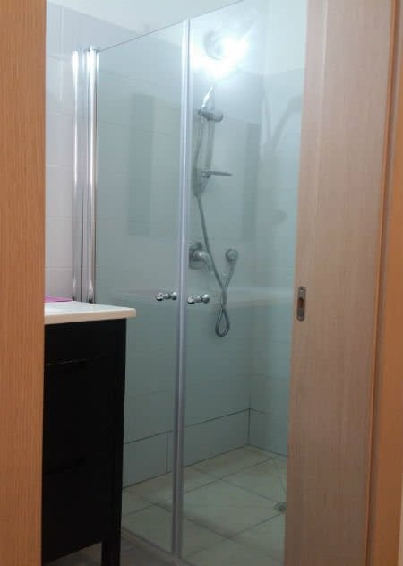 Shower front-1